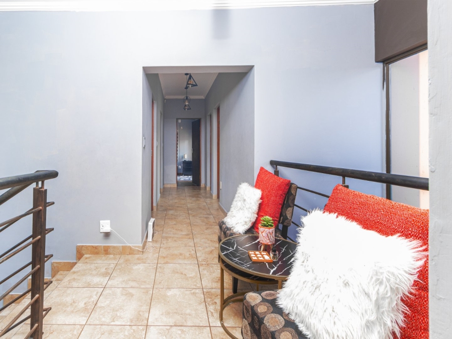 5 Bedroom Property for Sale in Leloko Lifestyle Estate North West